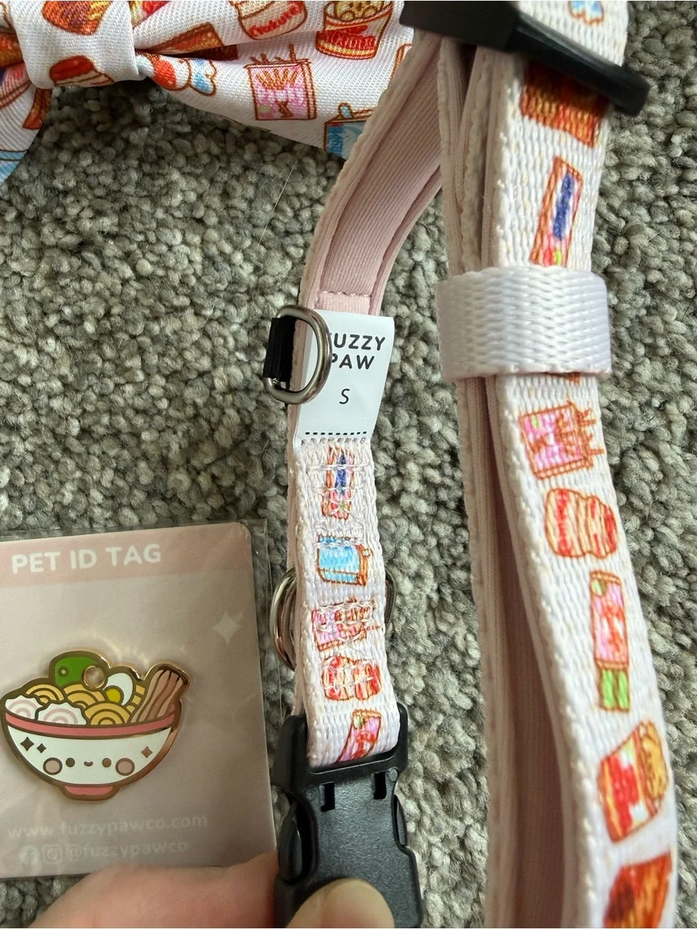 Pink Snack-Print Adjustable Pet Collar with Detachable Bow